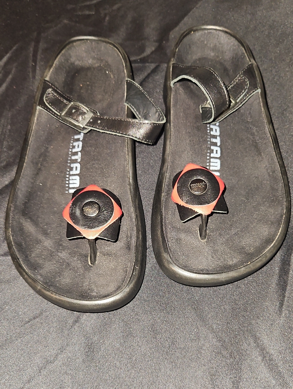 Tatami Black Leather Toe-Post Sandals with Red Accent